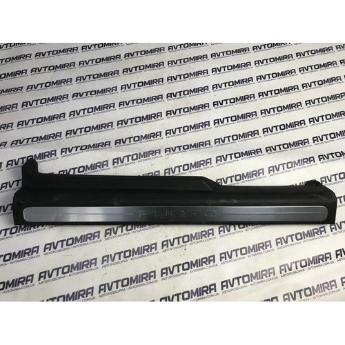  Накладка на порог передняя внутренняя правая Fiat Punto 2009-2011 735488147